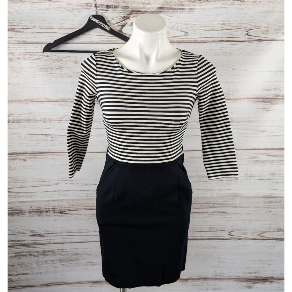 C Wonder Black and White Stripe 3/4 Sleeve Crew Neck Dress sz XS
